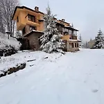 Hotel комплекс райковски ливади