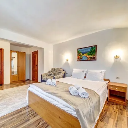 Szálloda комплекс райковски ливади