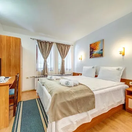 комплекс райковски ливади 3* Pamporovo