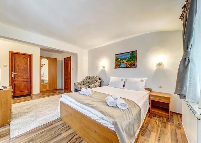 فندق комплекс райковски ливади