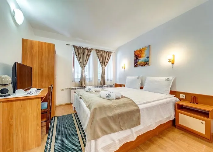 комплекс райковски ливади 3* بامبوروفو